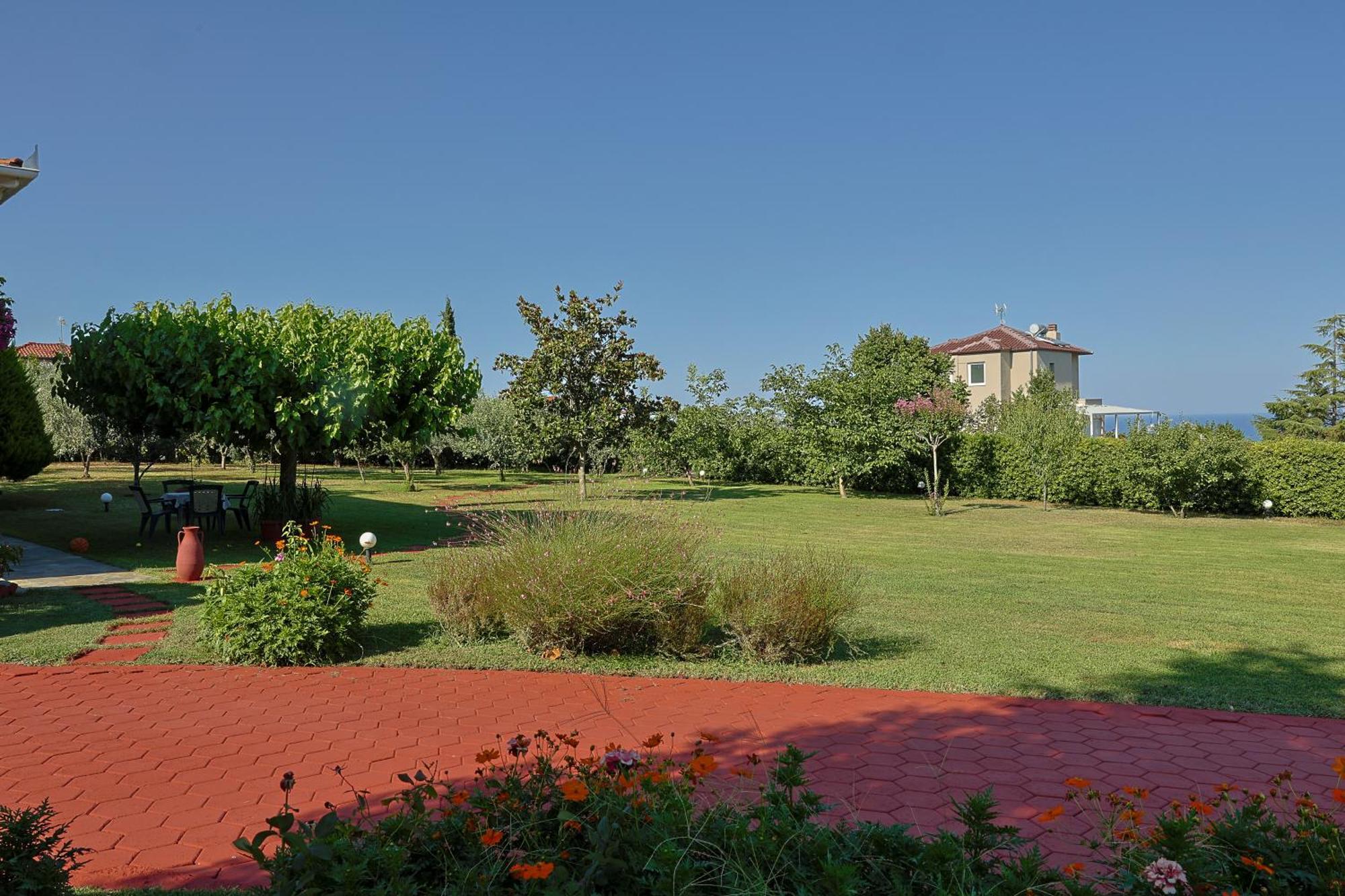 Tammy'S Garden House Villa เลปโตการายา ภายนอก รูปภาพ